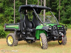 John Deere Gator